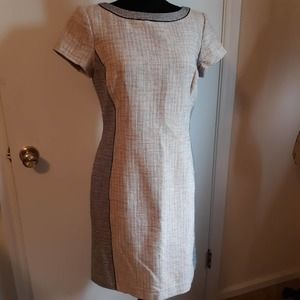 Ann Taylor Career Dress 2 colored Tweed Sz 4 Figure Flattering